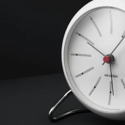 Arne Jacobsen Bankers Bordur Ø11 cm hvid | Køb her
