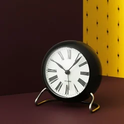 Arne Jacobsen Roman Bordur Ø11 cm hvid/sort | Køb her