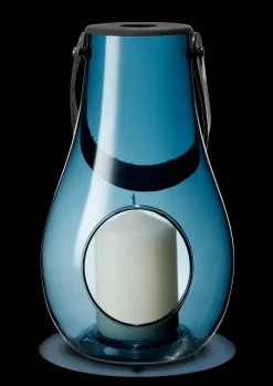 Holmegaard Design With Light Lanterne H25 mørk blå | Køb her