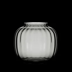 Holmegaard Vase H12.5 cm i grå fra serien Primula | Køb her