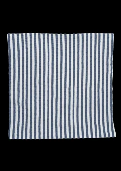 JUNA Bæk&Bølge Lines Pudebetræk 63x60 cm mørk blå/hvid