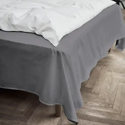 JUNA Fladt lagen 150x250 cm i grå fra serien Percale