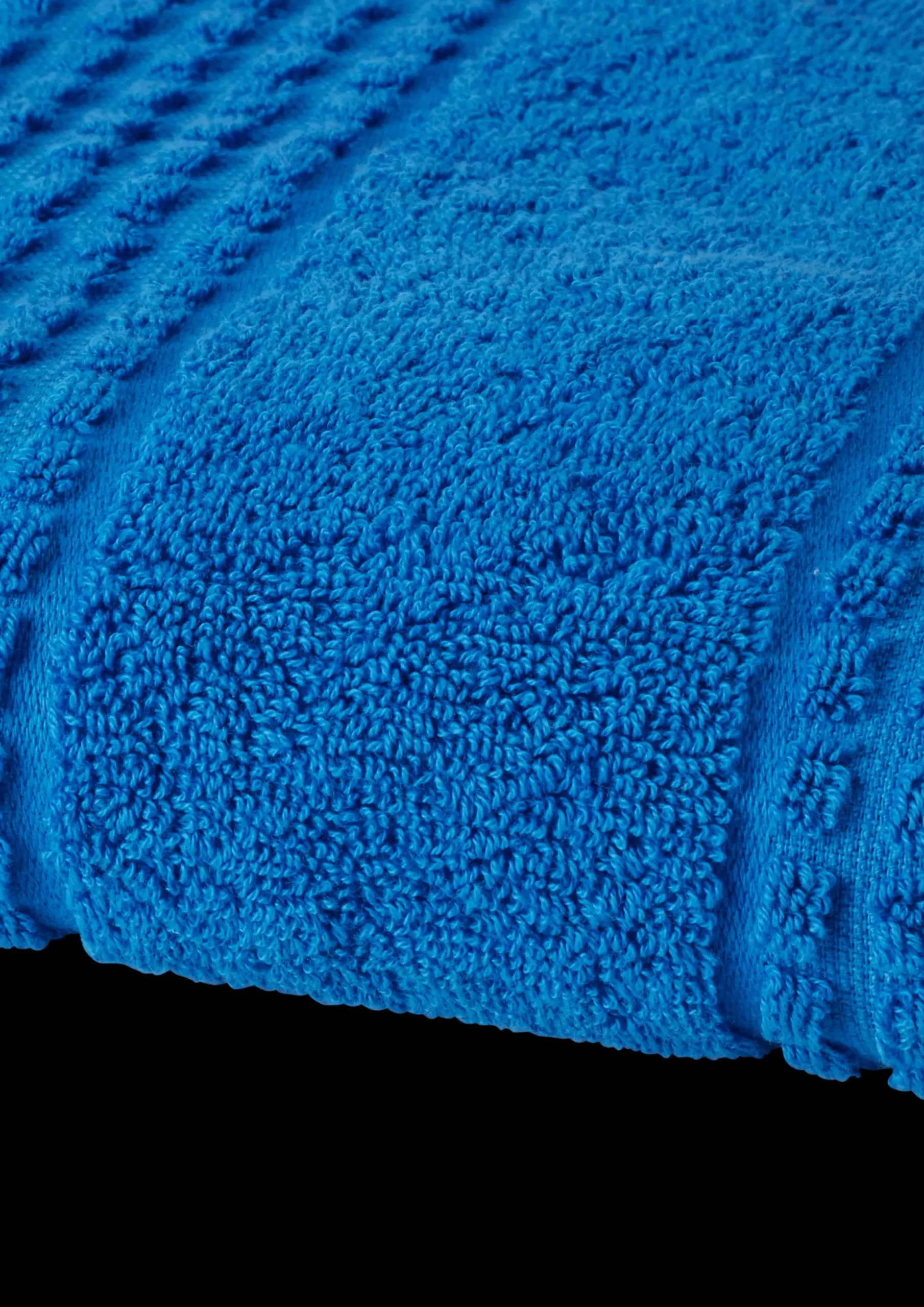 JUNA Håndklæde 50x100 cm i blå fra serien Check | Køb her