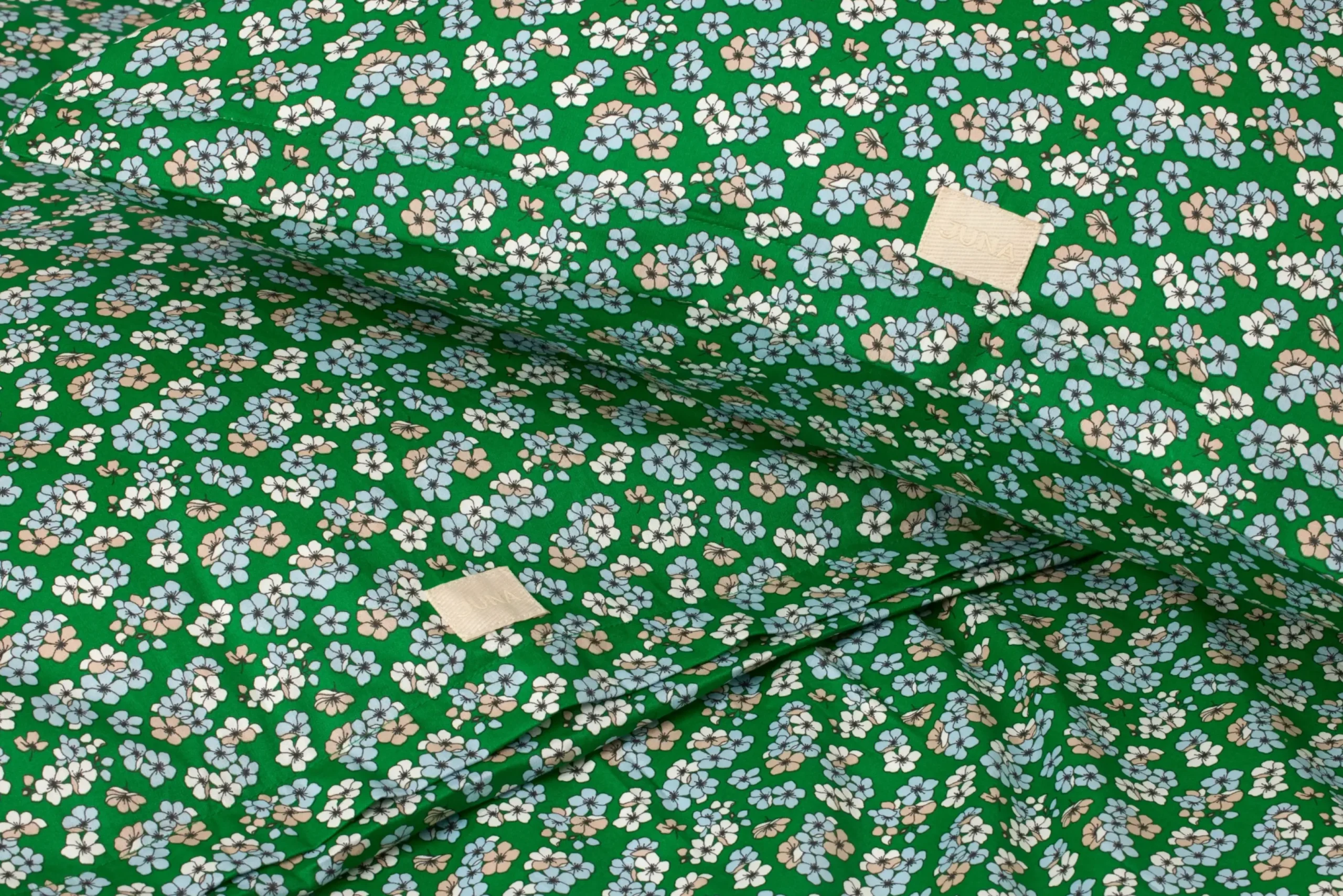 JUNA Pleasantly Sengetøj 140x220 cm grøn DK | Køb her