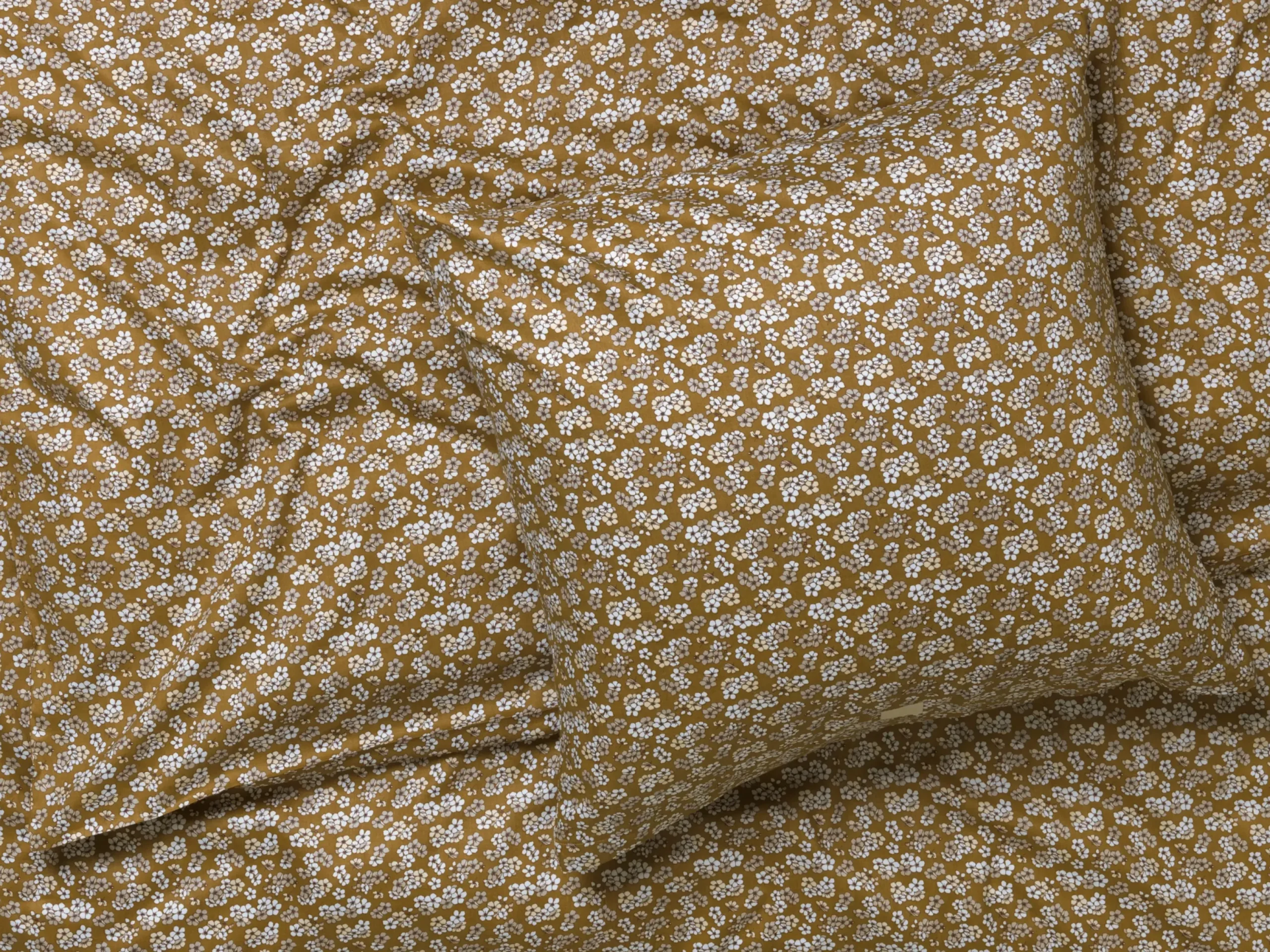 JUNA Pleasantly Sengetøj 140x200 cm sennep DK | Køb her