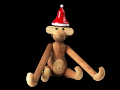Kay Bojesen Nissehue mellem i rød fra serien Figurines