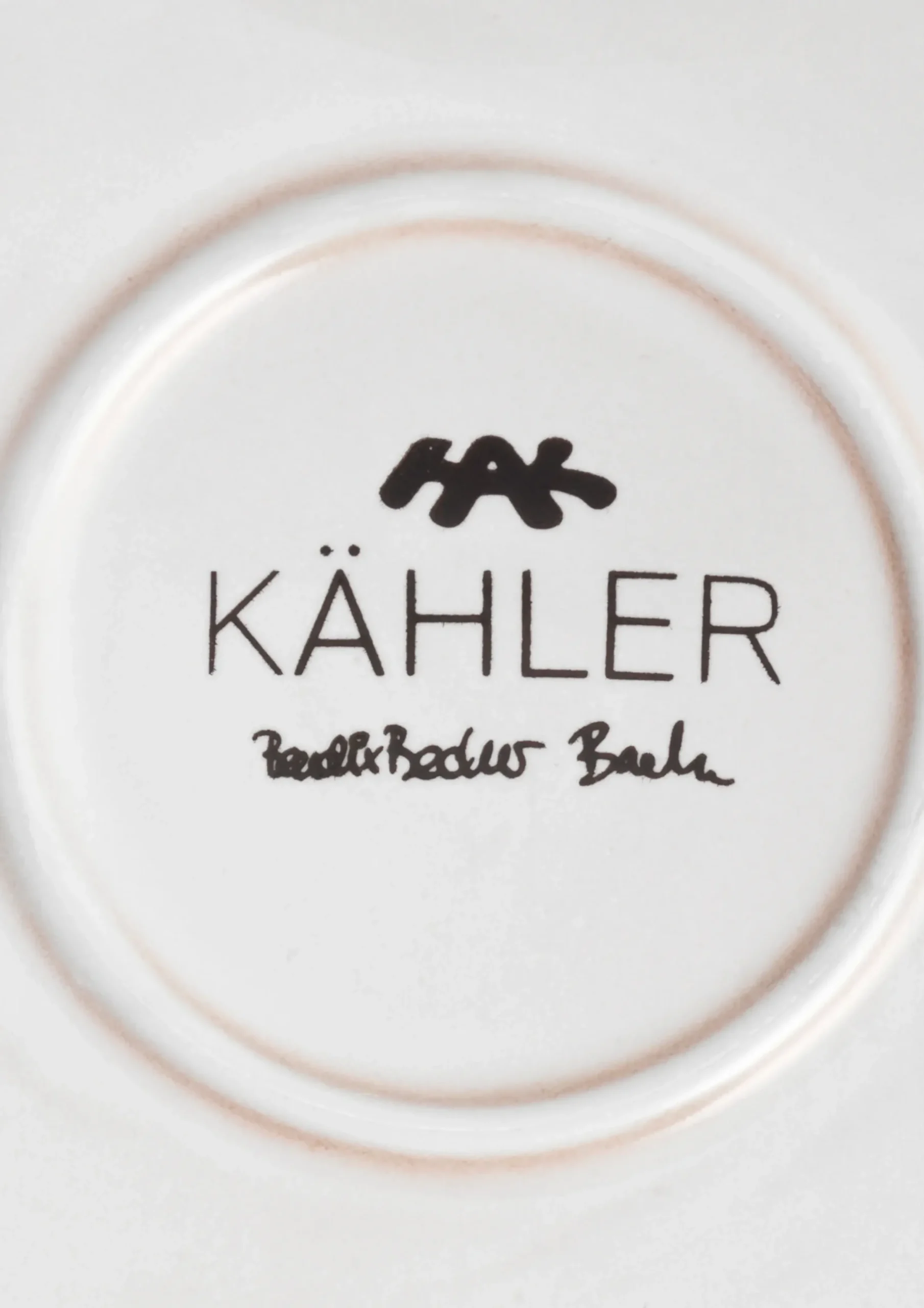 Kähler Gingerbread Lyshus Julestald H11.5 brun | Køb nu