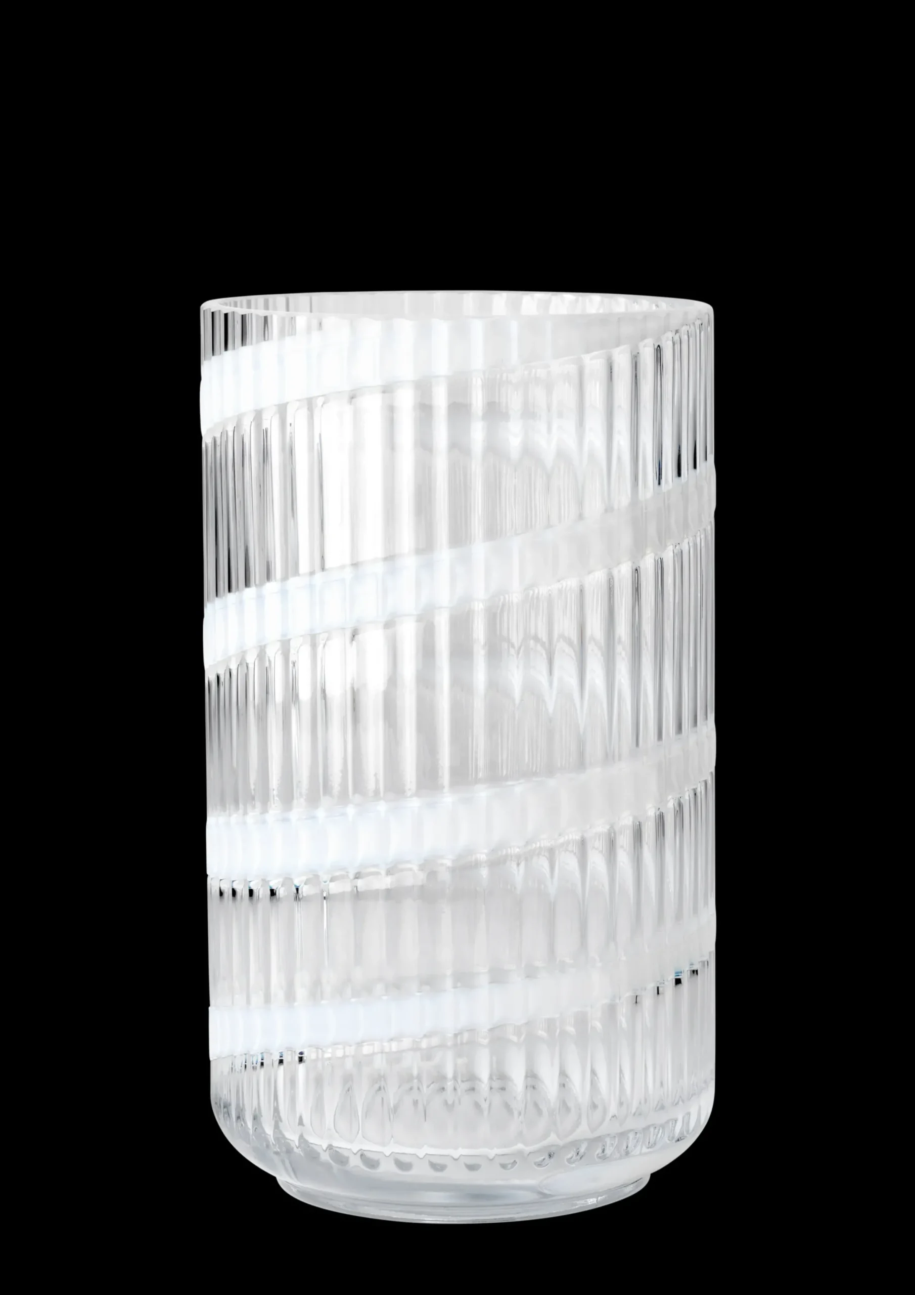 Lyngby Porcelæn Lyngby Vase H25 cm swirl hvid mundblæst glas