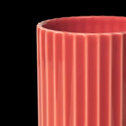 Lyngby Porcelæn Lyngby Vase H15.5 cm rød porcelæn | Køb nu