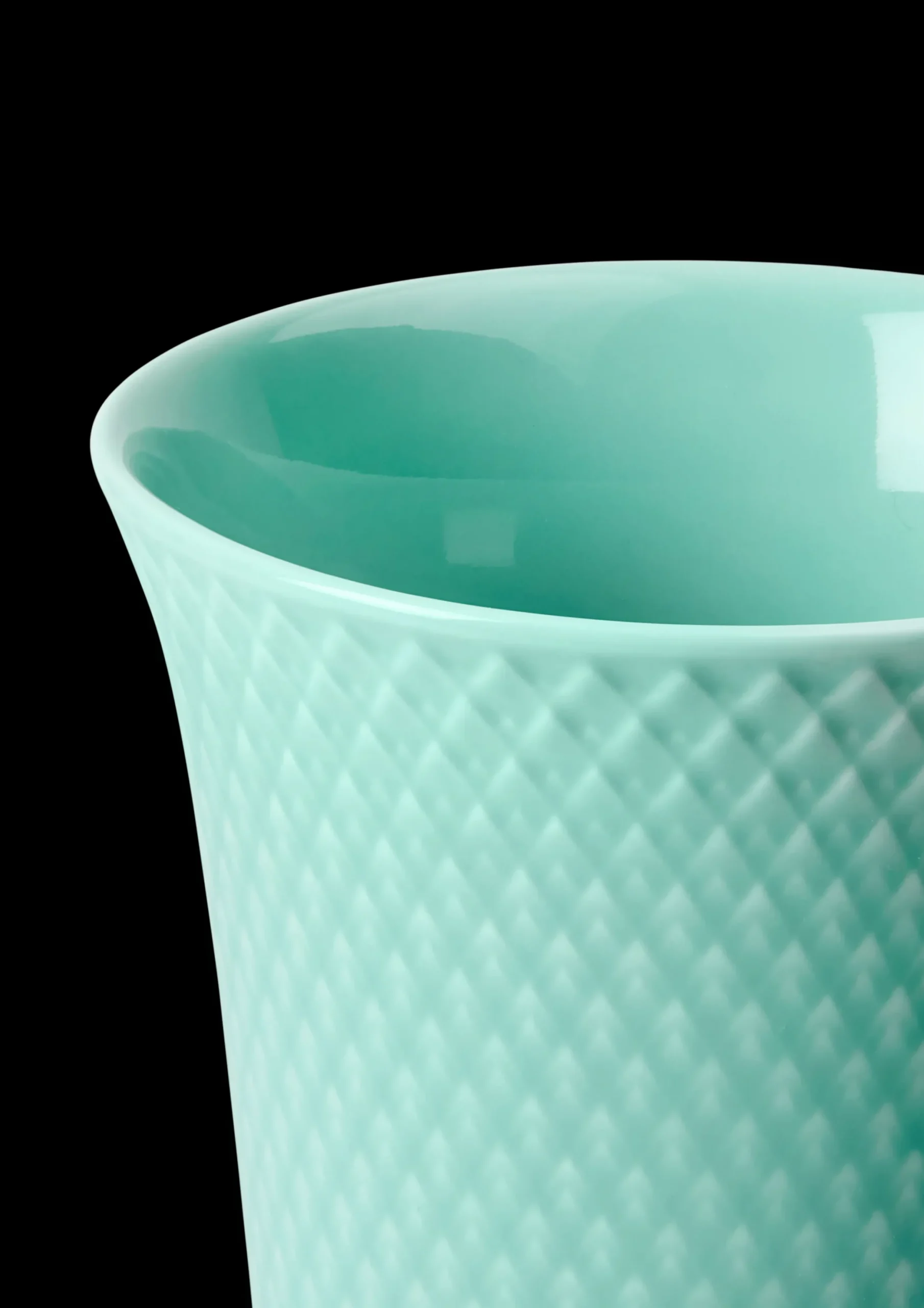 Lyngby Porcelæn Rhombe Color Vase aqua porcelæn | Køb her